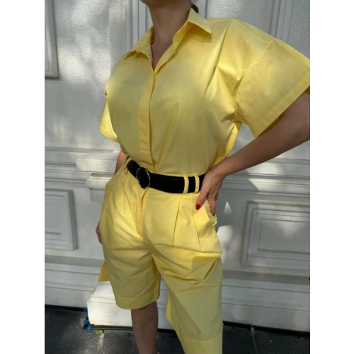 Kadın Yakalı Gömlek Kemerli Şortlu Takım - Sarı