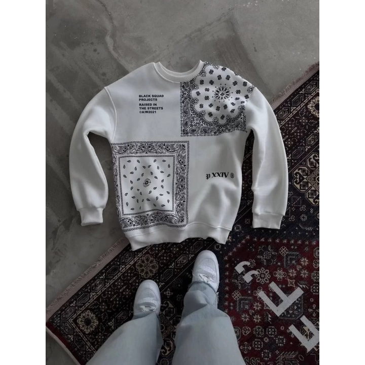 Desenli Üç İplik Bisiklet Yaka Oversize SweatShirt - Beyaz