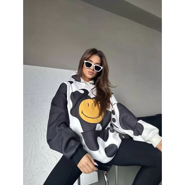 Kadın Smiley Face Kapüşonlu Sweatshirt - Siyah