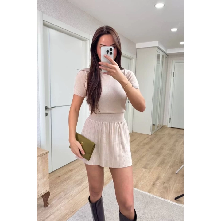 Kısa Kollu Bluz Mini Etekli ikili Takım Triko - Beyaz