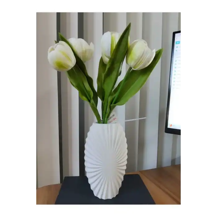 yapay lale 5 adet vazo ile birlikte