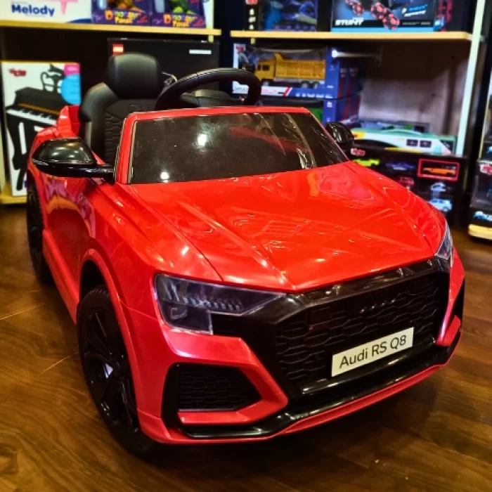 Lisanslı Audi RSQ8 12V Akülü Araba Kırmızı