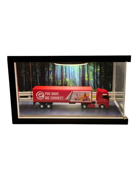 The Logistics Horizon Ahşap Işıklı Diorama Vitrin | MAN Tır