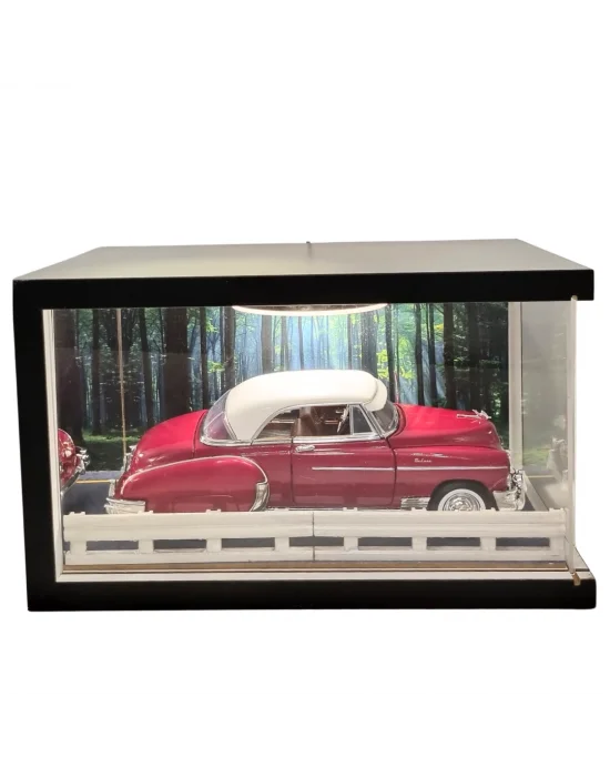 Crimson Mile Ahşap Işıklı Diorama Vitrin | Chevrolet Bel Air 1:18