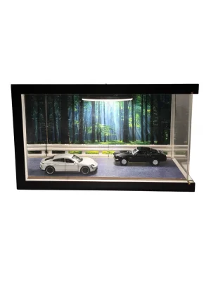Midnight Pass Işıklı Ahşap Diorama Vitrin | 1:36 Porsche Taycan & Ford Mustang