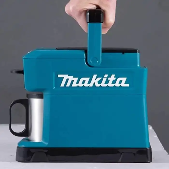Makita DCM501Z Akülü Çay,Kahve Makinesi 18 V (pilsiz, şarj cihazı hariç)