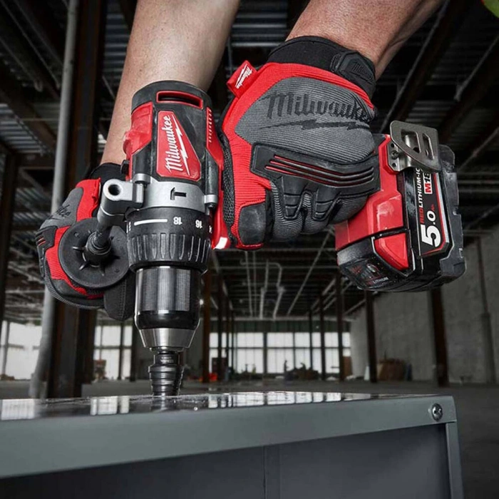 Milwaukee M18 Blpd2-502x Akülü Darbeli Matkap Vidalama 5Ah 2 Adet Batarya
