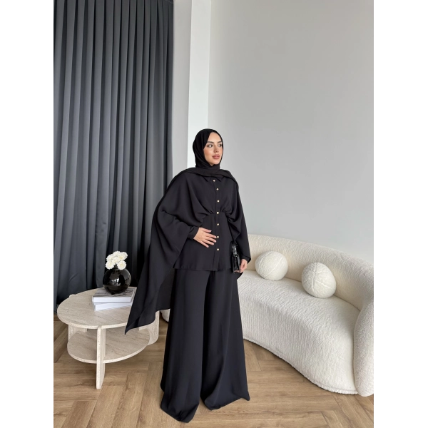 Qu - Liaml Pelerin Detay Takım - Siyah