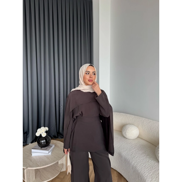 Tb - Beslan Pelerin Detaylı Takım - Kahve