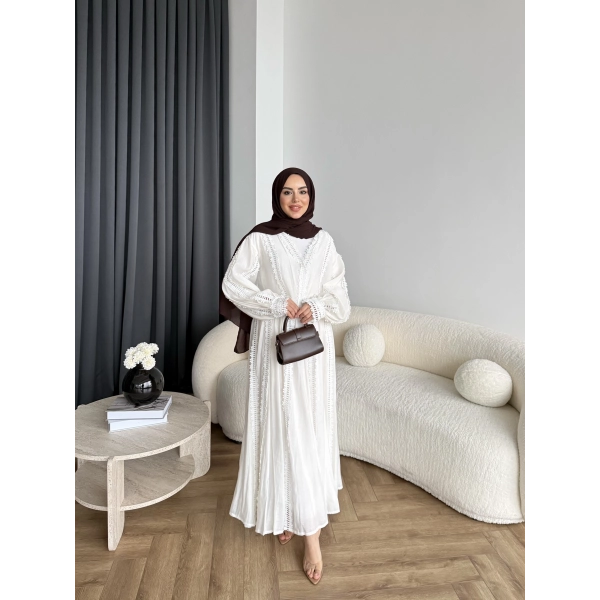 Ng - Efrun Eteki Takım - Ekru