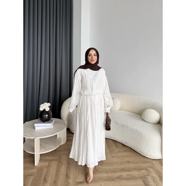 Ng - Efrun Eteki Takım - Ekru