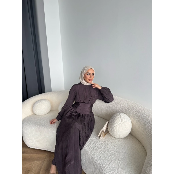 Moi - Özden Bel Detay Elbise - Kahve - ÖN SİPARİŞTİR