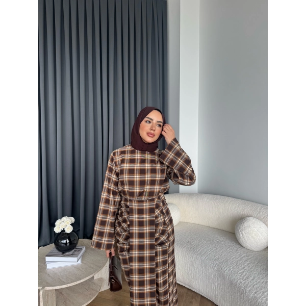 Qu - Carmen Kareli Etekli Takım - Açık Kahve