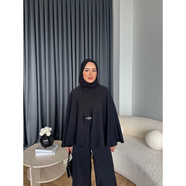 Qu - Polama Pelerinli Takım - Siyah