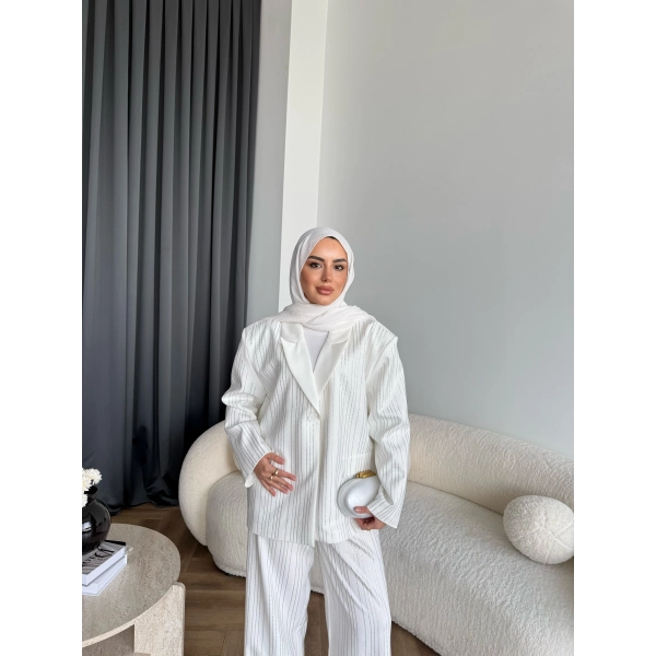 Asil Pırlanta Ceketli Takım - Beyaz