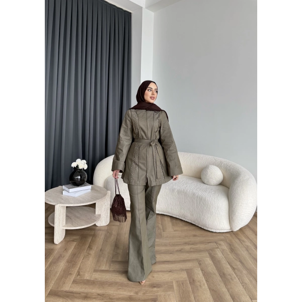 Fuş - Taş Detaylı Fermuarlı Pantolonlu Takım - Haki