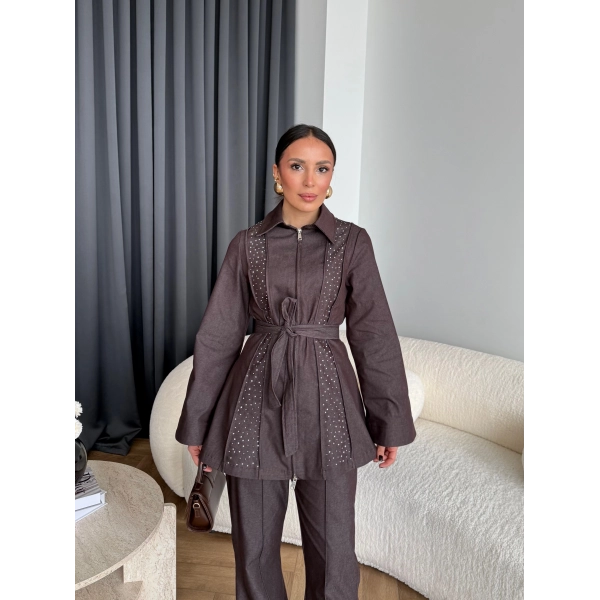 Fuş - Taş Detaylı Fermuarlı Pantolonlu Takım - Kahverengi