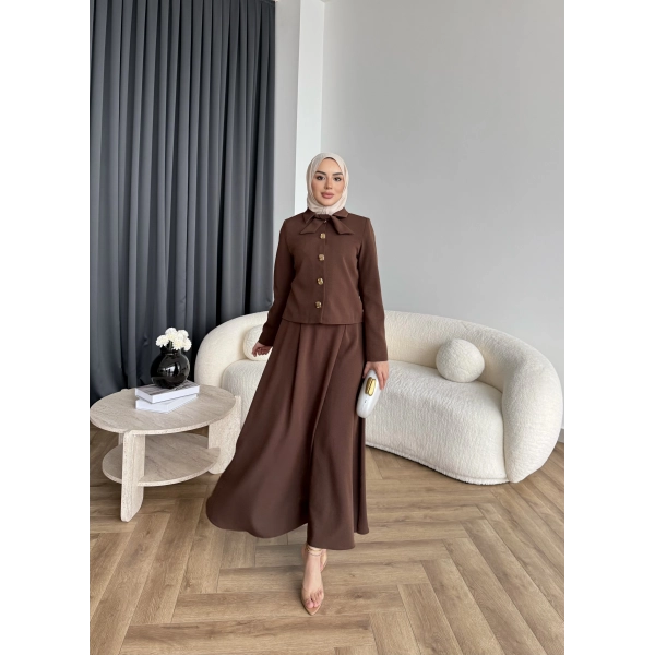 Hen - Visor Fiyonklu Etekli Takım - Kahve