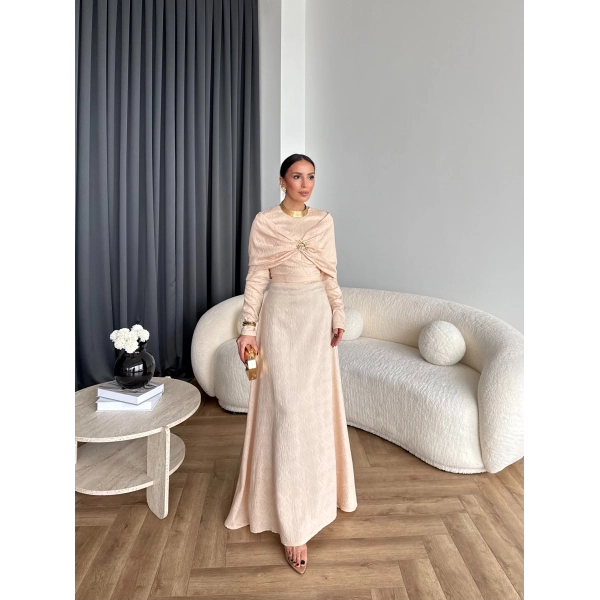 Fuş - Orchid Şal Detaylı Broşlu Elbise - Krem