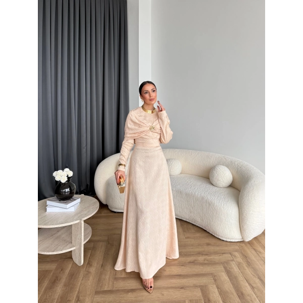 Fuş - Orchid Şal Detaylı Broşlu Elbise - Krem