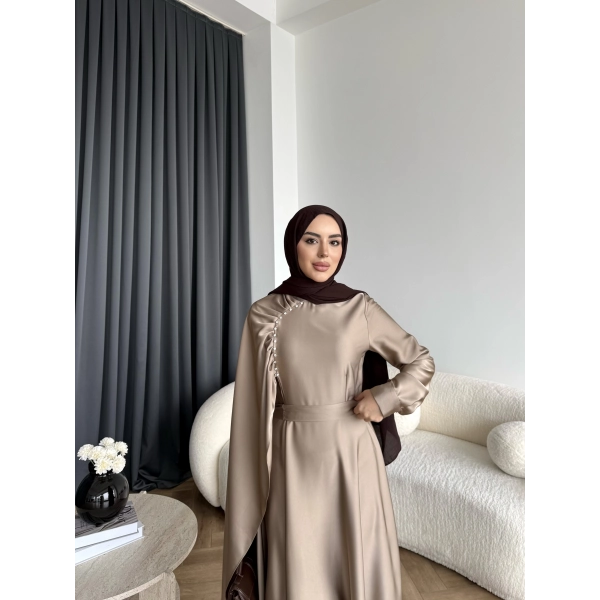 Fuş - Honey Şal Detaylı Saten Elbise - Vizon