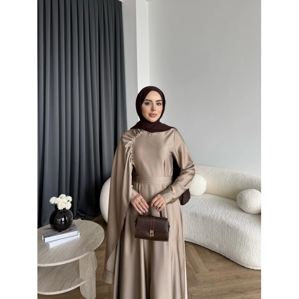 Fuş - Honey Şal Detaylı Saten Elbise - Vizon