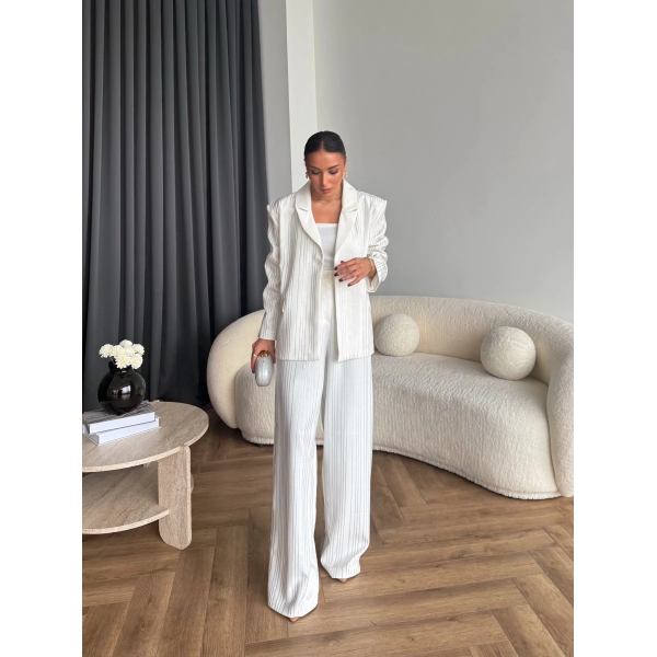 Asil Pırlanta Ceketli Takım - Beyaz