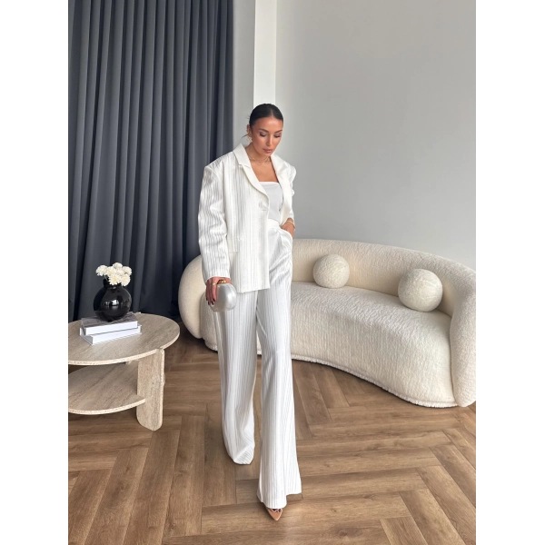 Asil Pırlanta Ceketli Takım - Beyaz
