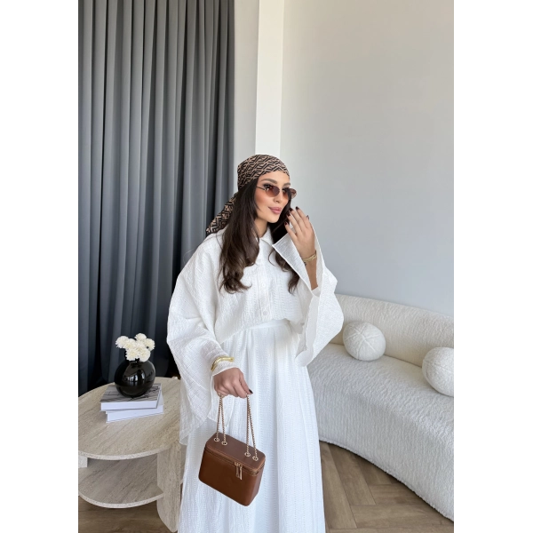 Qu - Yarasa Kol Brode Etekli Takım - Beyaz