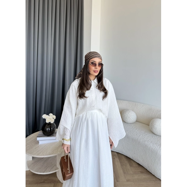 Qu - Yarasa Kol Brode Etekli Takım - Beyaz