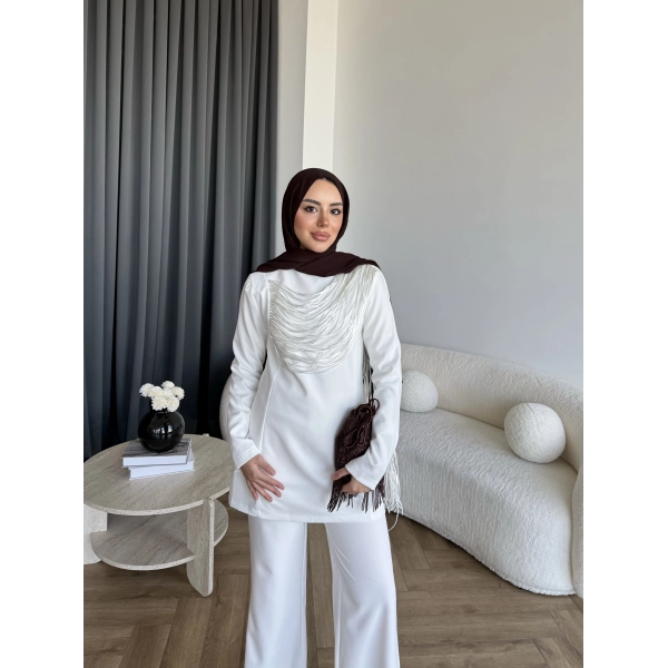 Fuş - Luxe Omuzu Püskül İpli Takım - Beyaz