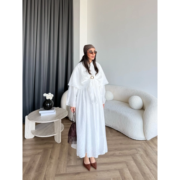 Qu - Quase Pelerin Detay Etek Takım - Beyaz