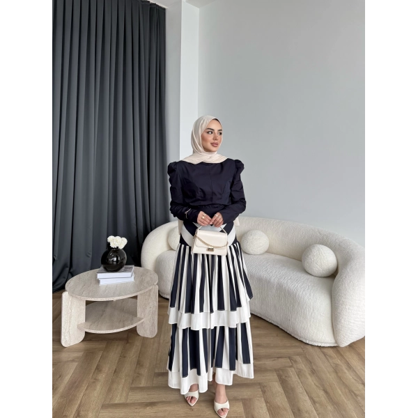 Ng - Betty Takım Çizgili