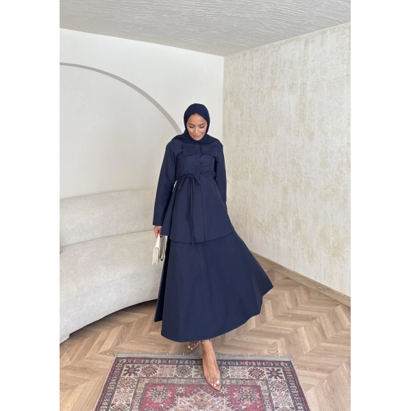 Belden Oturtmalı Etekli Takım - Lacivert