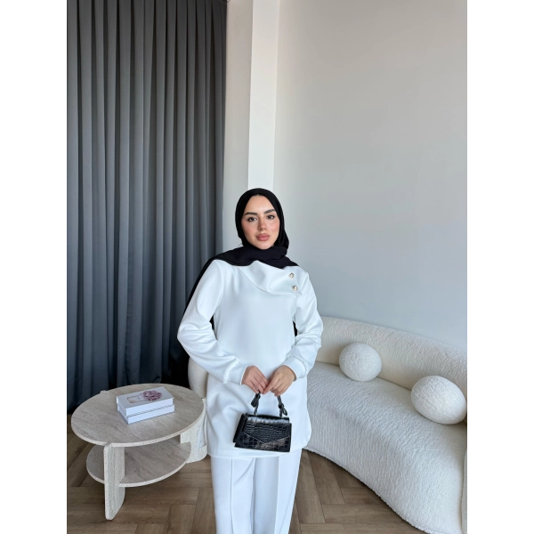 Btç-Freyi Gold Düğme Detay Scuba Takım - Beyaz