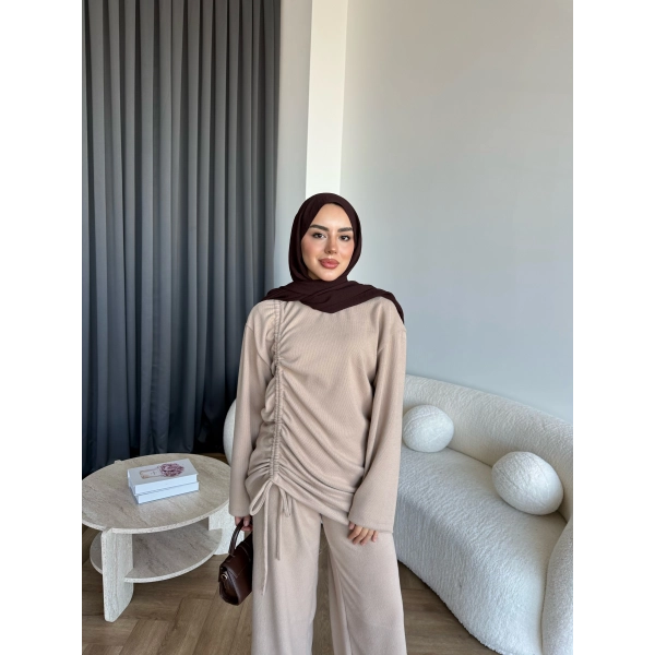 Btç-Özdet Yan Büzgülü Takım - Bej