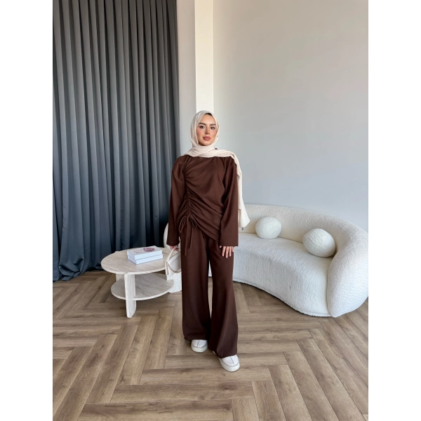 Btç-Özdet Yan Büzgülü Takım - Kahve