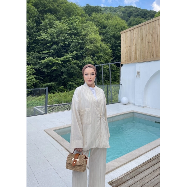 Çizgili Keten Takım - Bej