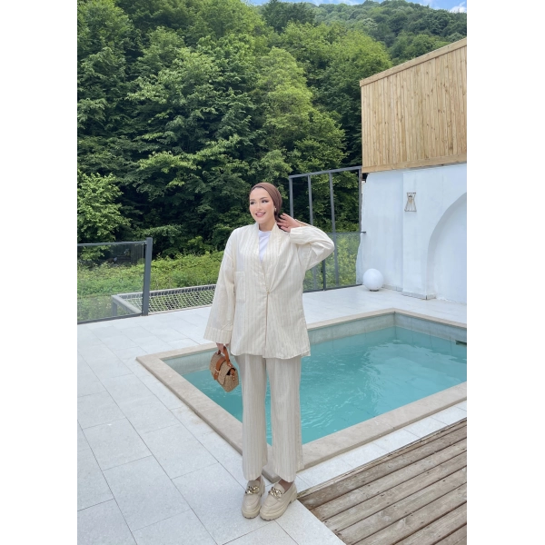 Çizgili Keten Takım - Bej