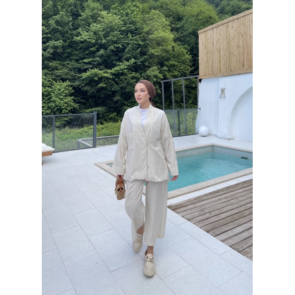 Çizgili Keten Takım - Bej