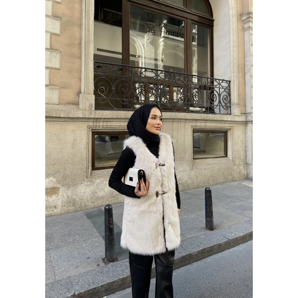 Düğmeli Kürk Yelek - Bej