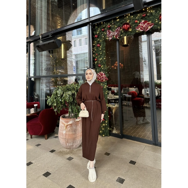 Fermuar Detaylı Triko Elbise - Acı Kahve