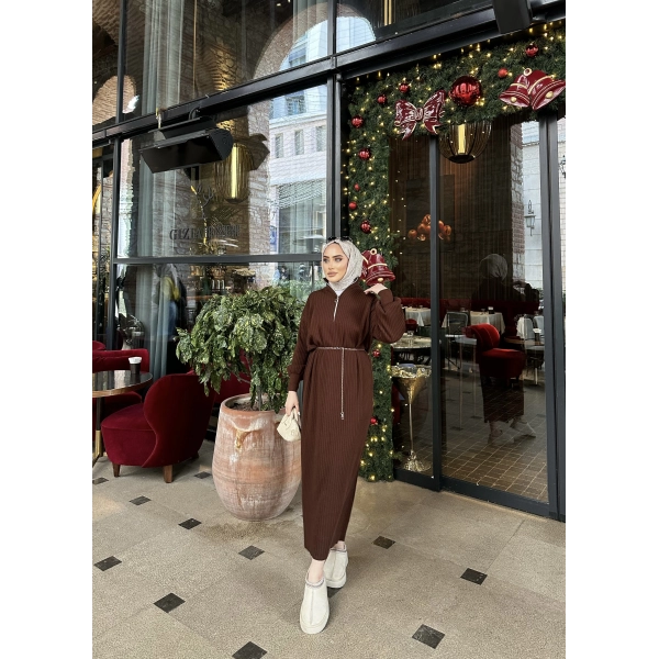 Fermuar Detaylı Triko Elbise - Acı Kahve