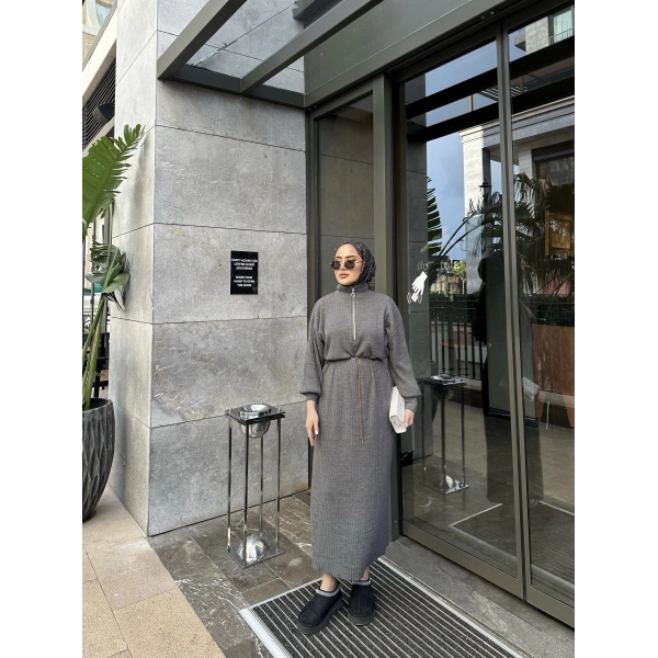 Fermuar Detaylı Triko Elbise - Gri