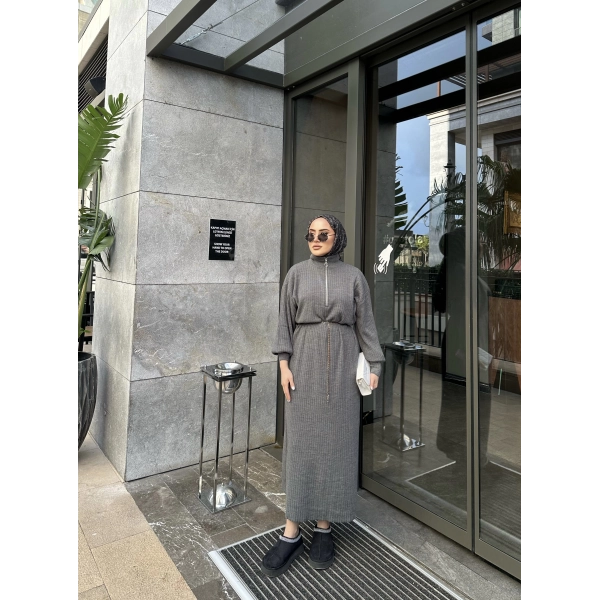 Fermuar Detaylı Triko Elbise - Gri