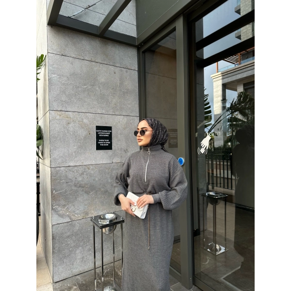 Fermuar Detaylı Triko Elbise - Gri