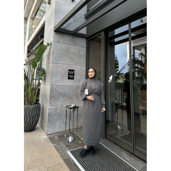 Fermuar Detaylı Triko Elbise - Gri