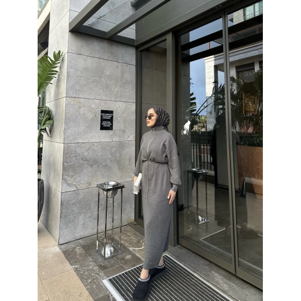 Fermuar Detaylı Triko Elbise - Gri