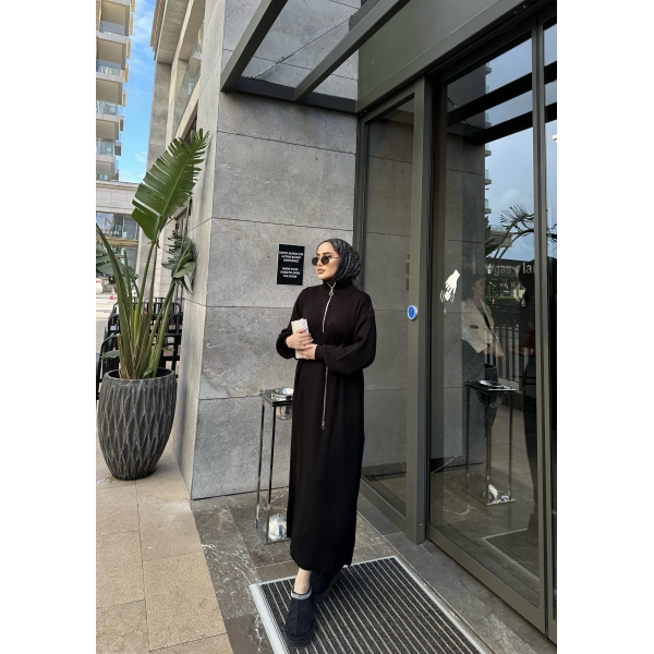 Fermuar Detaylı Triko Elbise - Siyah