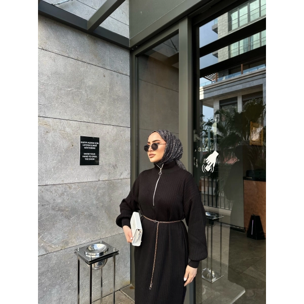 Fermuar Detaylı Triko Elbise - Siyah